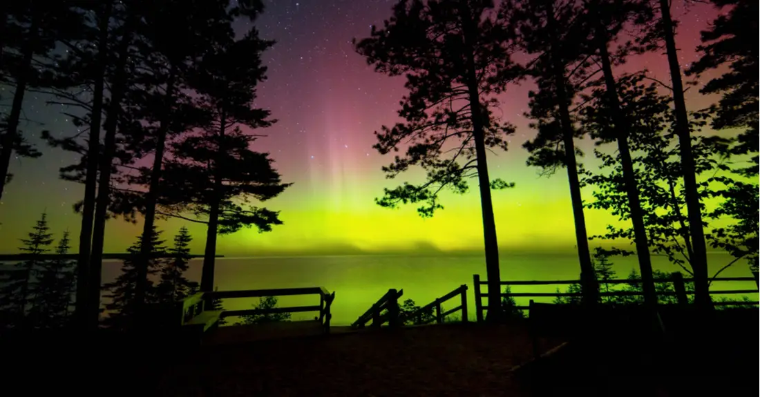 northern lights tours michigan