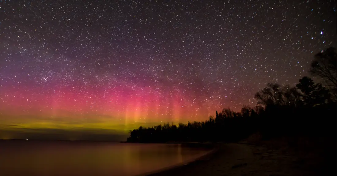 northern lights tours michigan